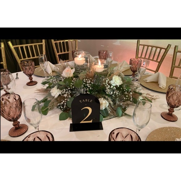 Elegant black and gold table numbers for wedding, celebration - Picture 2 of 6